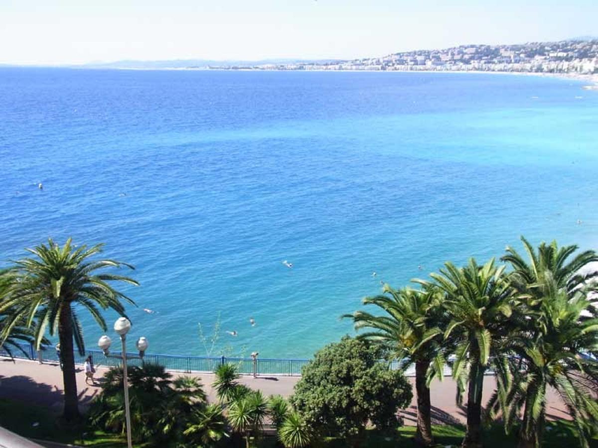 LE ROSSETTI 2 - F2 LUMINEUX, ASCENSEUR, CLIMATISATION, COEUR Vieux-Nice Extérieur photo